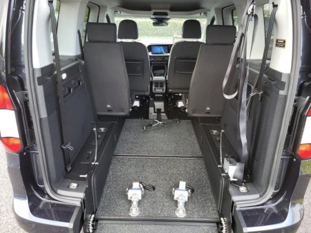 2026 Ford Tourneo Connect - photo 21
