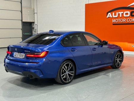 2022 BMW 3-Series - photo 16