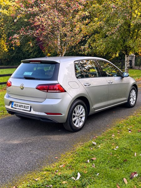 2019 Volkswagen Golf - photo 3