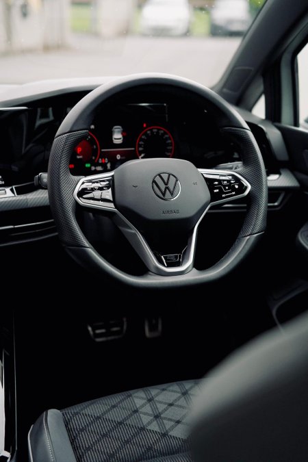 2024 Volkswagen Golf - photo 12