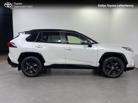 2019 Toyota RAV4 - photo 3