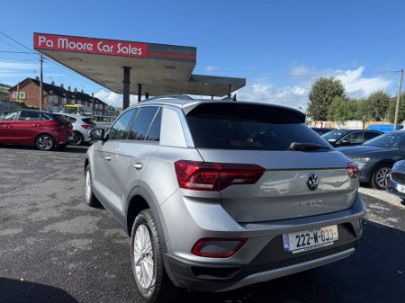 2022 Volkswagen T-Roc - photo 8