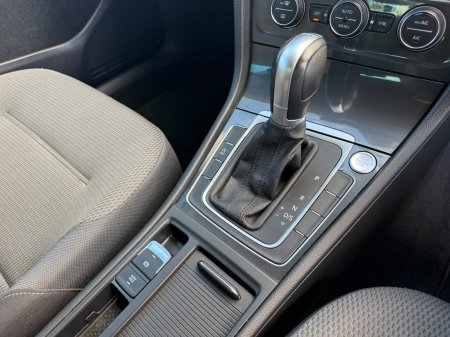 2019 Volkswagen Golf - photo 17