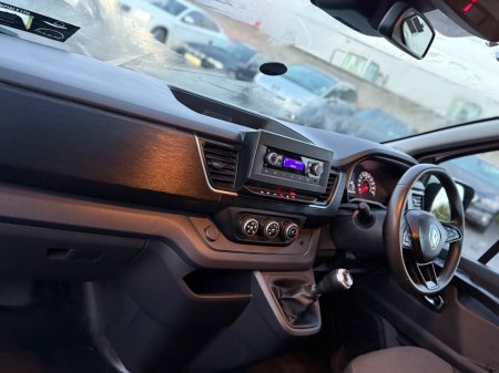 2023 Renault Trafic - photo 10
