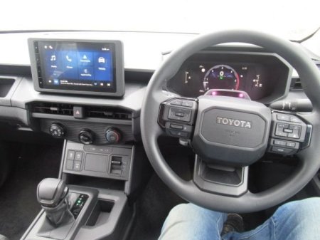 2026 Toyota Hilux - photo 7