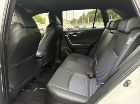 2024 Toyota RAV4 - photo 7