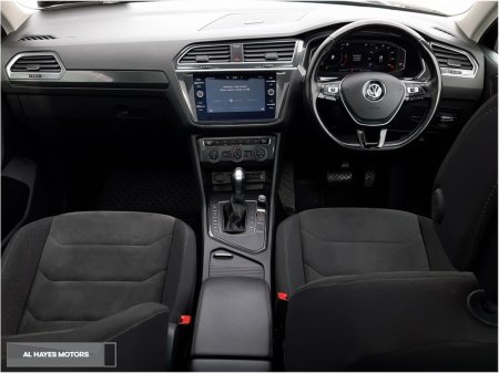 2019 Volkswagen Tiguan - photo 2