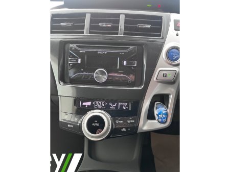 2014 Toyota Prius - photo 19