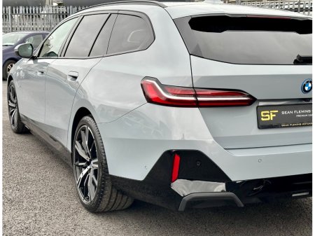 2026 BMW 5-Series - photo 7