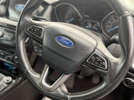 2017 Ford Focus - photo 9