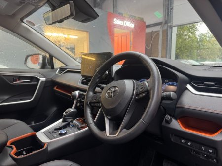 2024 Toyota RAV4 - photo 10