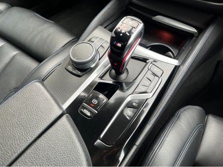 2021 BMW 5-Series - photo 18
