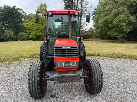 2003 Kubota M5700 - photo 4