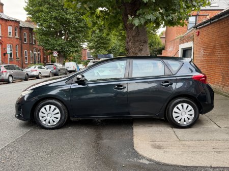 2013 Toyota Auris - photo 18