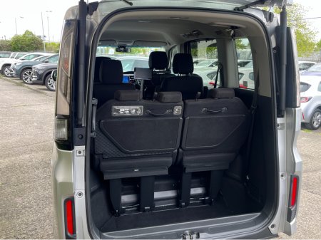 2019 Honda Stepwagon - photo 10