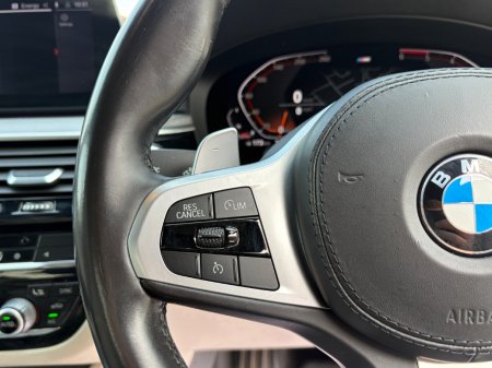 2020 BMW 5-Series - photo 18