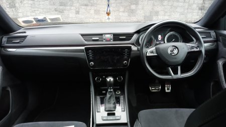 2020 Skoda Superb - photo 10