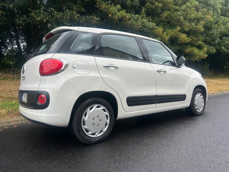 2017 Fiat 500L - photo 2