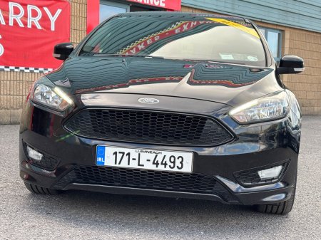 2017 Ford Focus - photo 3