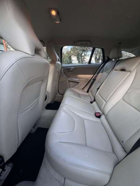2015 Volvo V60 - photo 13
