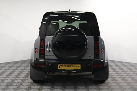 2022 Land Rover Defender - photo 5