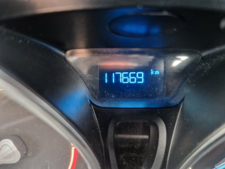 2017 Ford Fiesta - photo 13