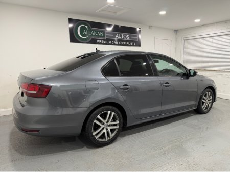2016 Volkswagen Jetta - photo 21