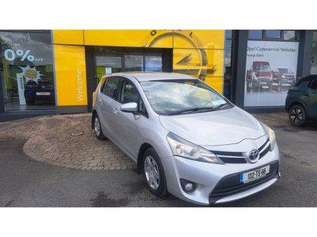 2013 Toyota Verso 2.0 D-4D TERRA