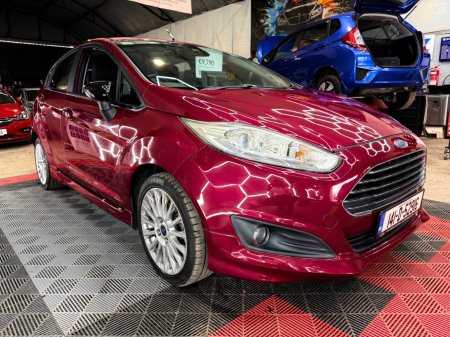 2014 Ford Fiesta - photo 4