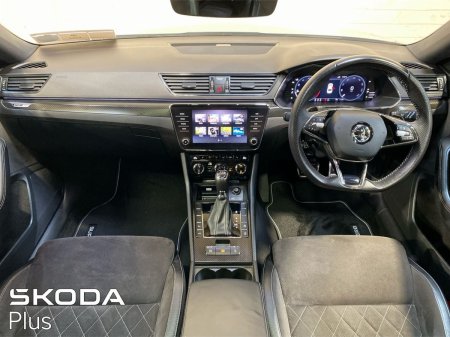 2021 Skoda Superb - photo 2