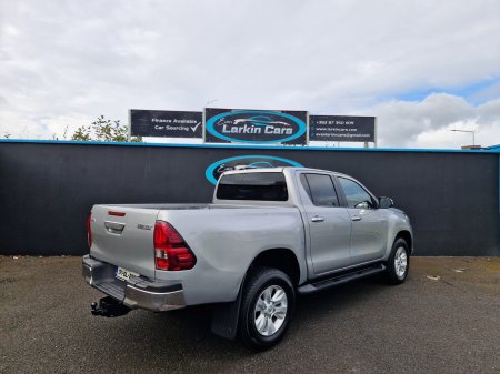 2017 Toyota Hilux - photo 5