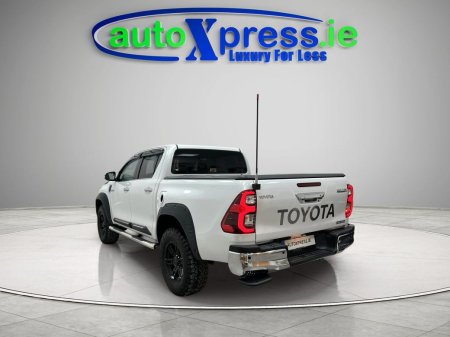 2023 Toyota Hilux - photo 7