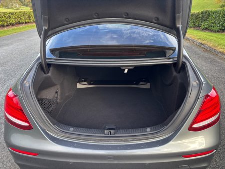2018 Mercedes-Benz E-Class - photo 13