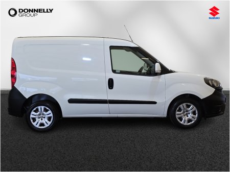 2021 Fiat Doblo - photo 3