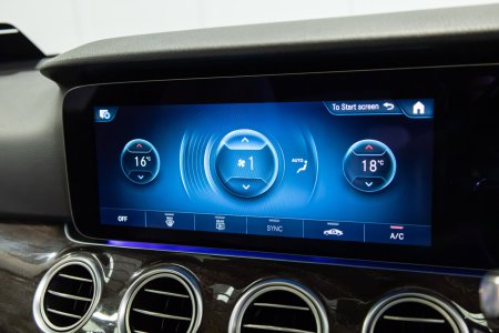 2022 Mercedes-Benz E-Class - photo 21