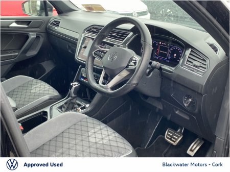 2023 Volkswagen Tiguan - photo 4