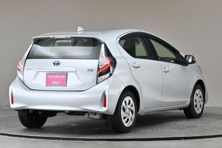 2021 Toyota Aqua - photo 9