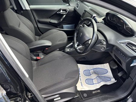 2017 Peugeot 208 - photo 5