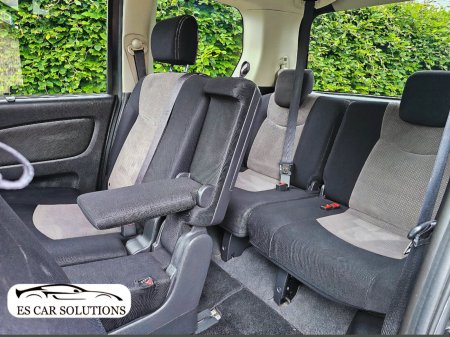 2012 Nissan Serena - photo 24
