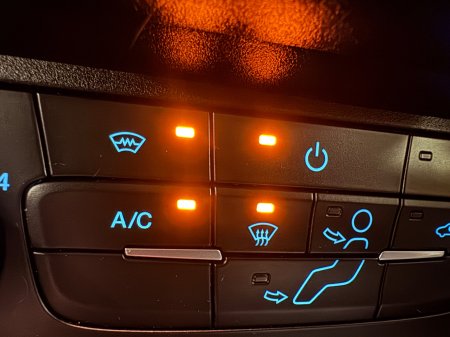 2020 Ford Transit Connect - photo 18