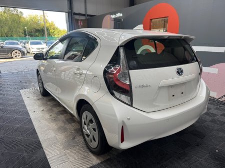 2021 Toyota Aqua - photo 5