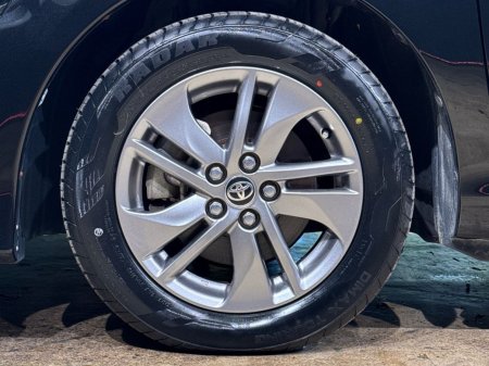 2017 Toyota Sienta - photo 10