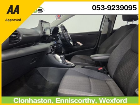 2023 Toyota Yaris - photo 4