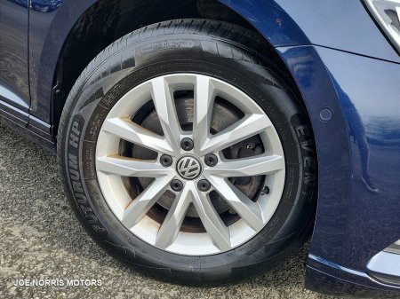2017 Volkswagen Passat - photo 5