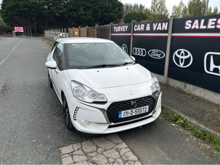 2017 DS Automobiles DS 3 1.2 PURETECH CONNECT CHIC 3DR