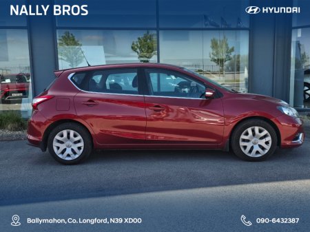 2015 Nissan Pulsar - photo 2