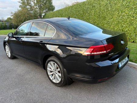 2019 Volkswagen Passat - photo 4