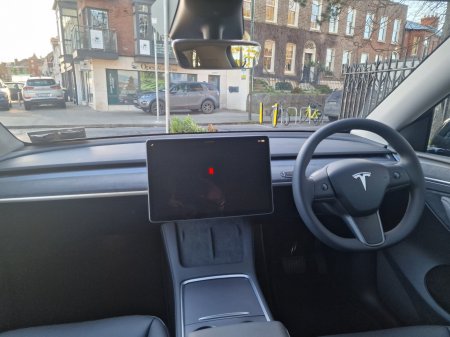 2024 Tesla Model Y - photo 8