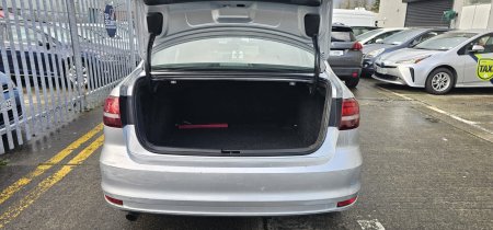 2016 Volkswagen Jetta - photo 15