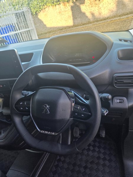 2023 Peugeot Partner - photo 8